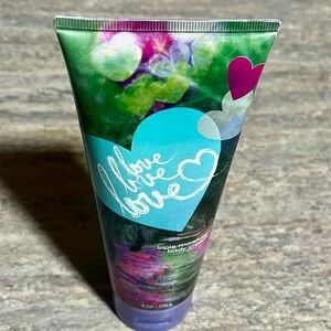 Bath and Body Works Discontinued Love Love Love Triple Moisture Body Cream